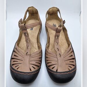 JBU Jambu Memory foam closed toe Brown sandals size 10